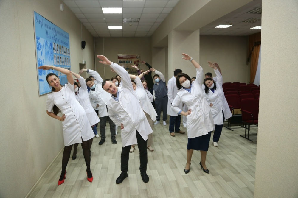 ФИЗКУЛЬТМИНУТКИ В РЕСПУБЛИКАНСКОМ КОЖНО-ВЕНЕРОЛОГИЧЕСКОМ ДИСПАНСЕРЕ