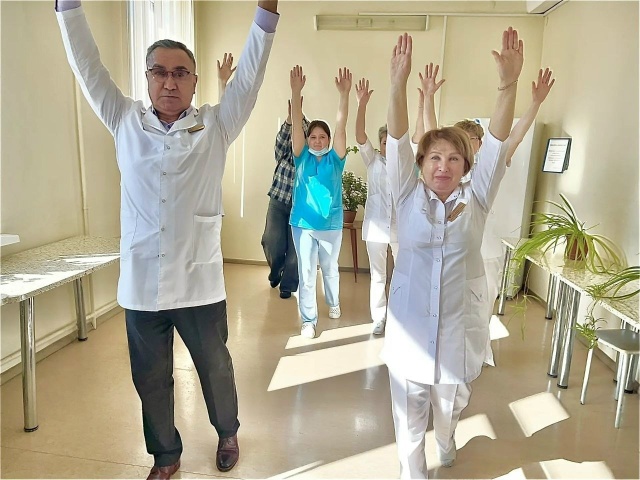 ФИЗКУЛЬТМИНУТКИ В РЕСПУБЛИКАНСКОМ КОЖНО-ВЕНЕРОЛОГИЧЕСКОМ ДИСПАНСЕРЕ